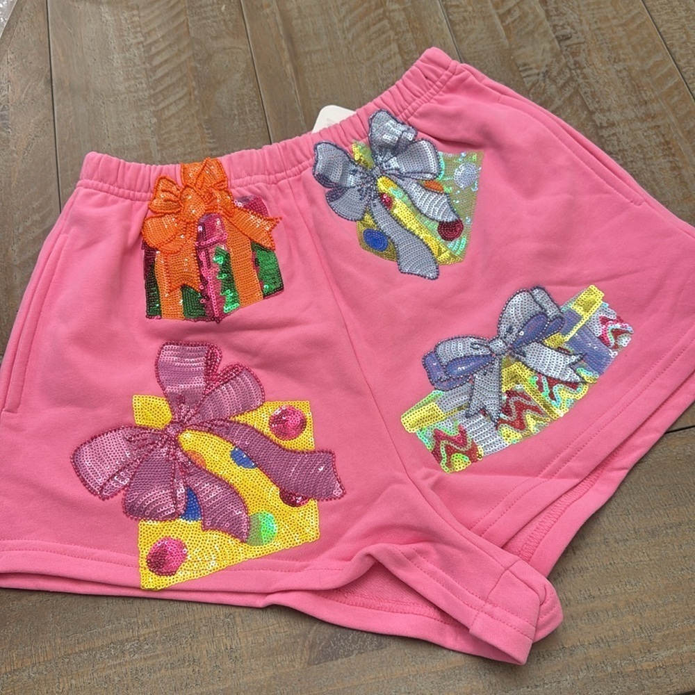 NWT QUEEN OF SPARKLES | Pink Presents Shorts - Picture 3 of 4
